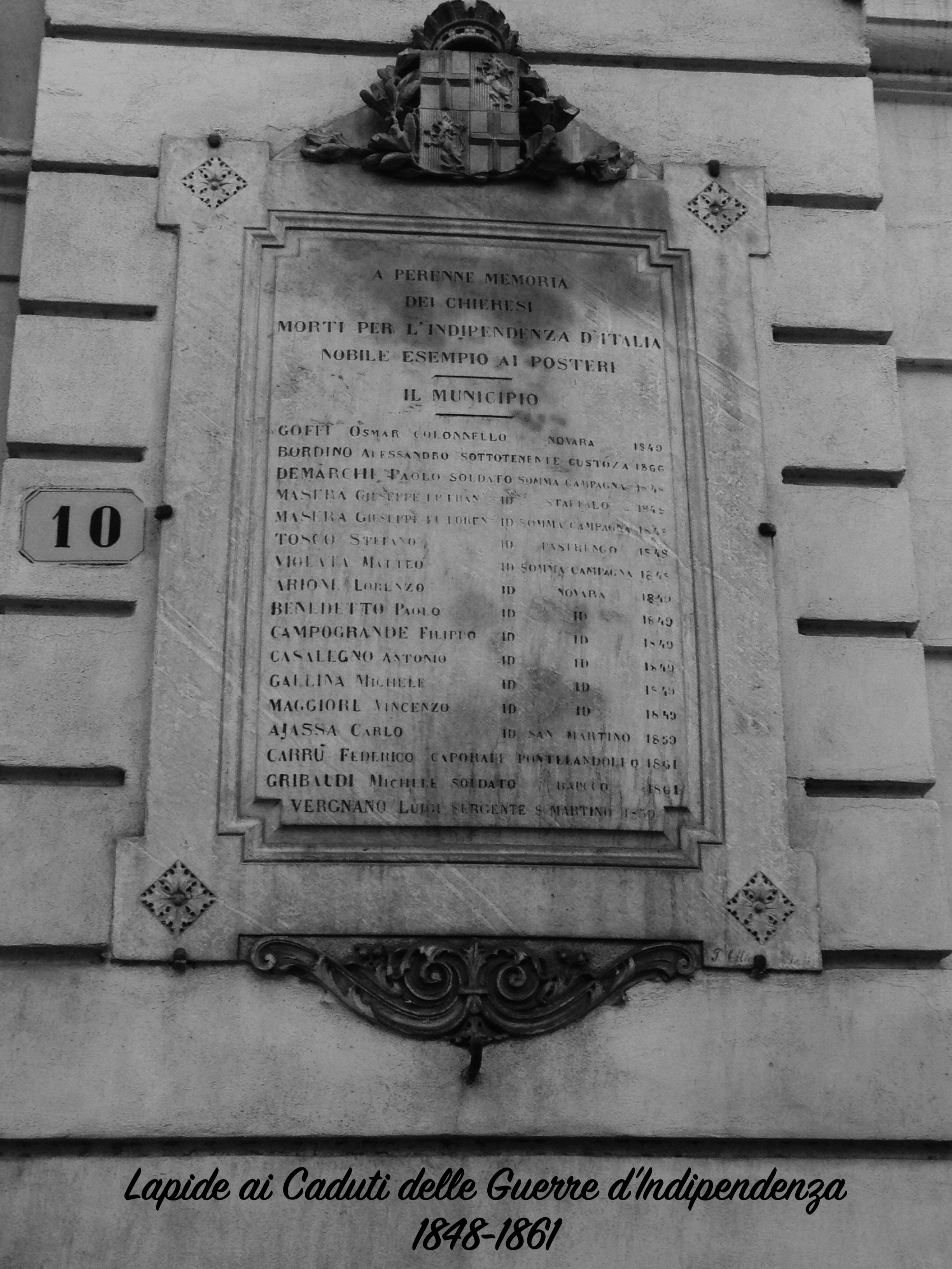 b Lapide Caduti Guerre indipendenza.jpg